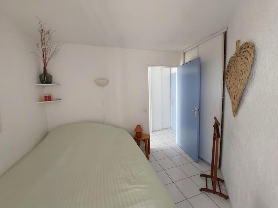 Cosy Appartement Les Pieds Dans Le Sable Ле-Баркарес Екстер'єр фото